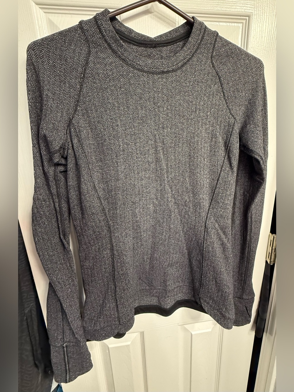 lululemon athletica Think Fast Pullover 2014 vintage gray